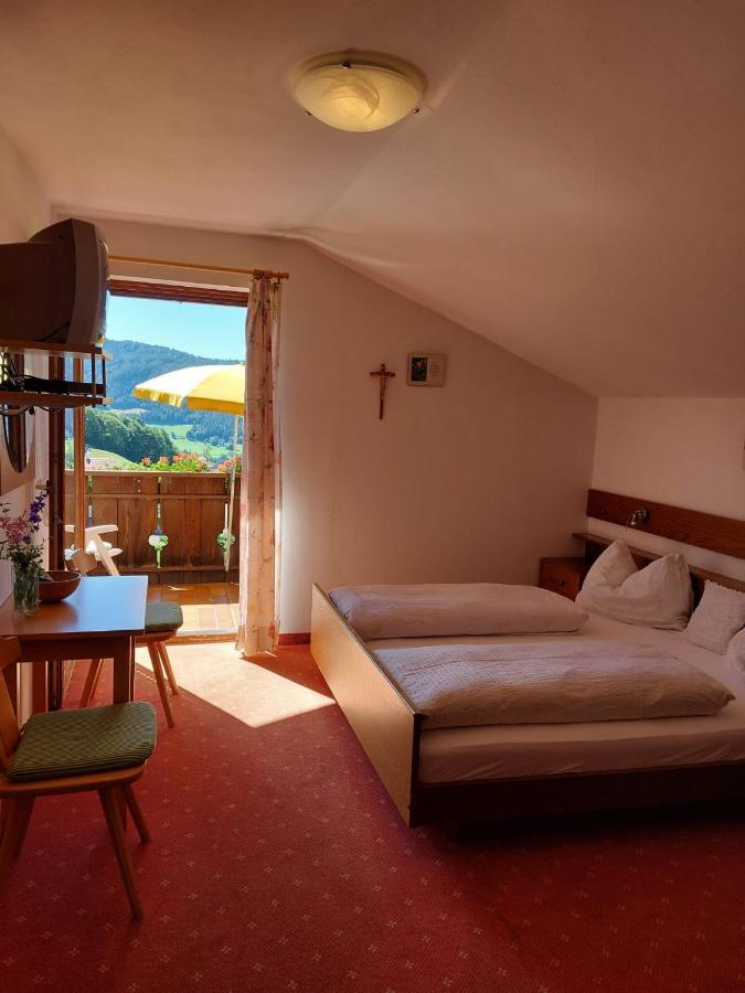 Moarhof Hotel Meltina Esterno foto